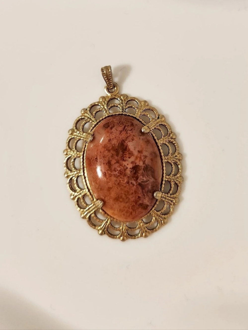 Brown Cabochon Pendant Necklace